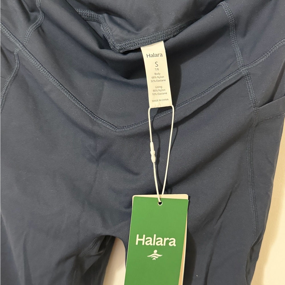 Halara High Waisted Leggings with Pockets Size Small 7/8 Length NWT - Picture 4 of 4